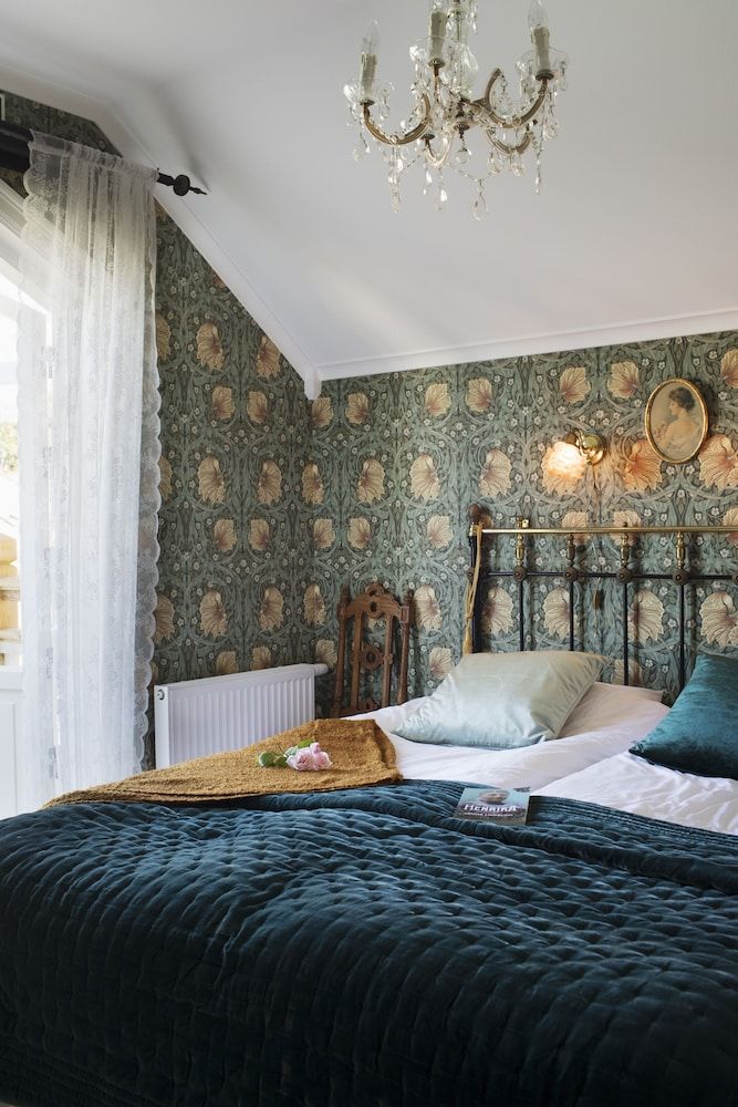 Strandflickornas Annex Gula Villan Romantic Double Room 5