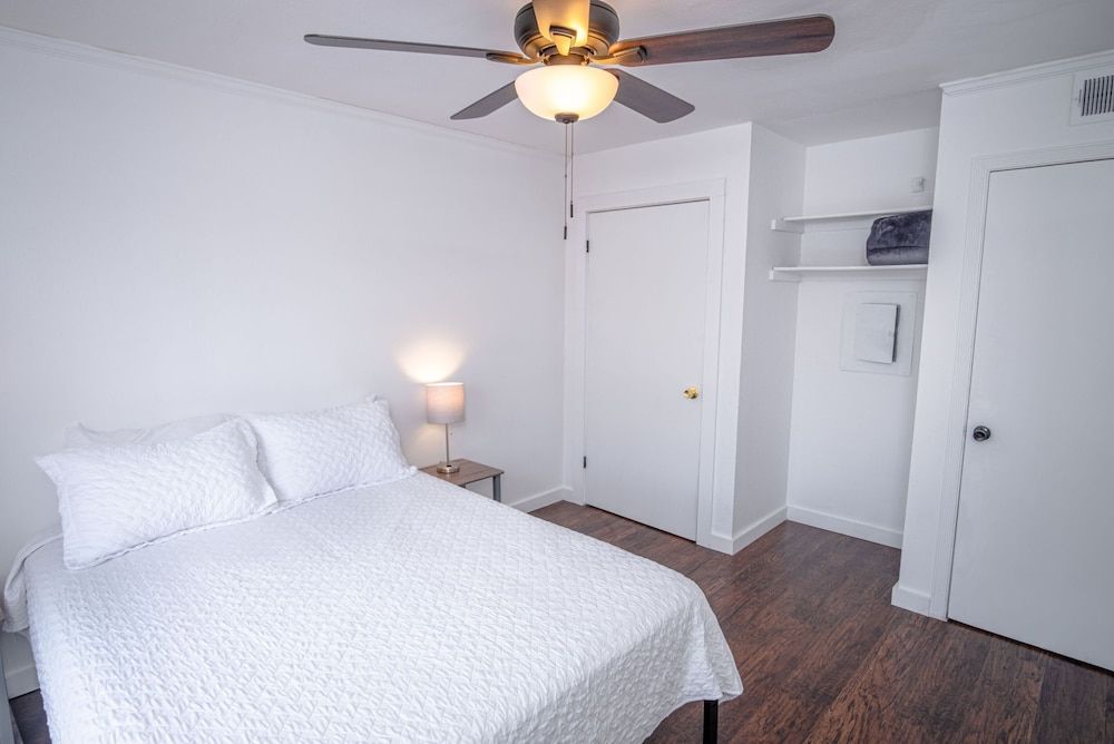 Apartment (3 Bedrooms)