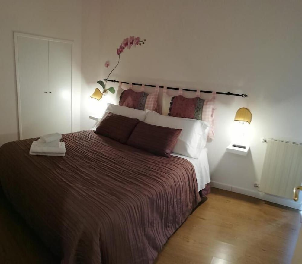 undefined Julius Caesar Home 6