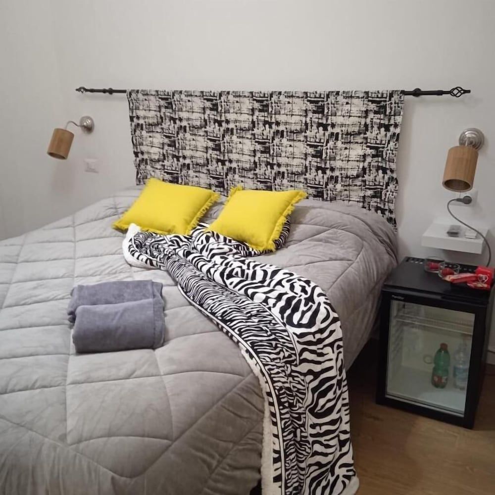 undefined Julius Caesar Home 2