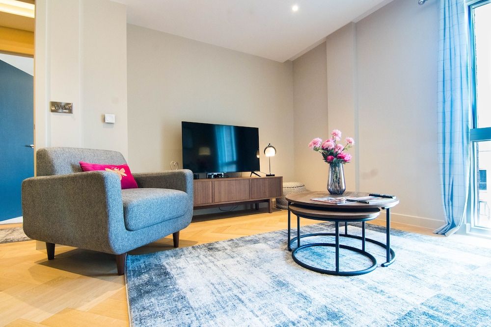 King's 39 Luxury Apartment, Ensuite, Garden View (King's 39) 11