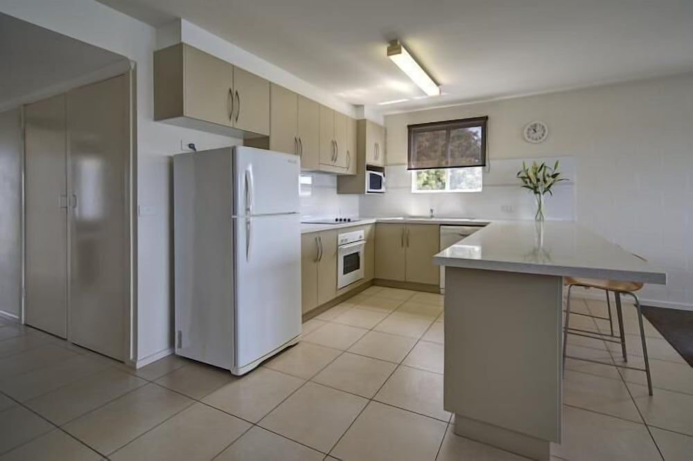 Standard Apartment, 1 Bedroom, Kitchen (Lakeview 7N)