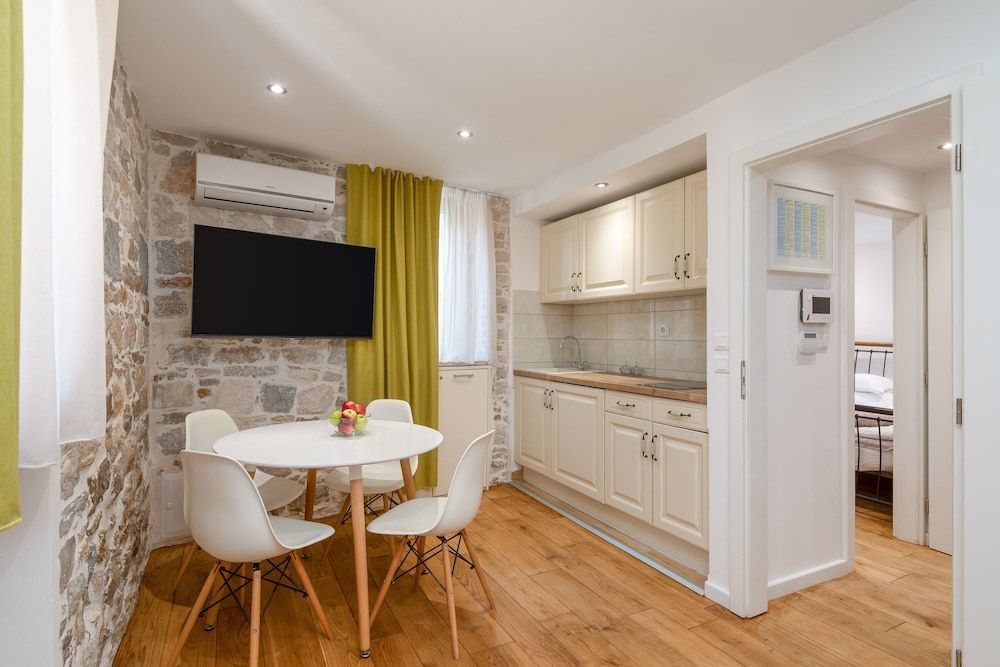 undefined 3 - Beautiful Modern apt in the Heart of Split