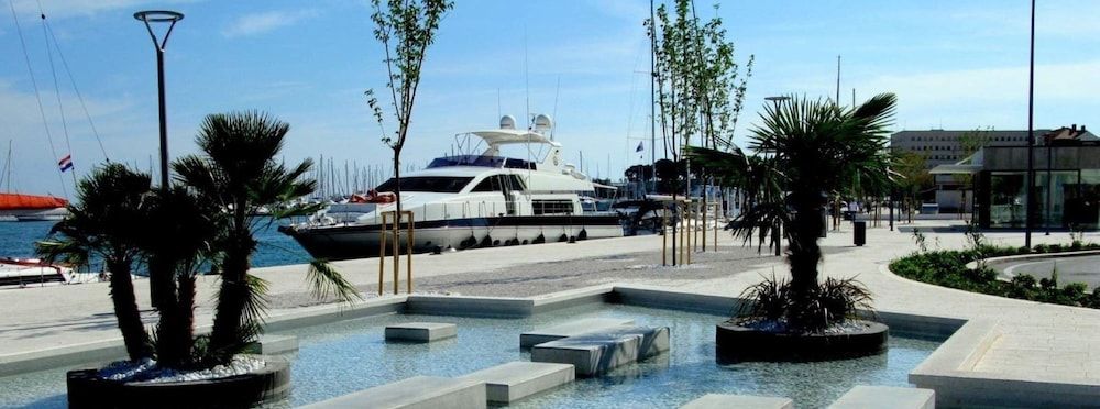 undefined 3 - Beautiful Modern apt in the Heart of Split 4