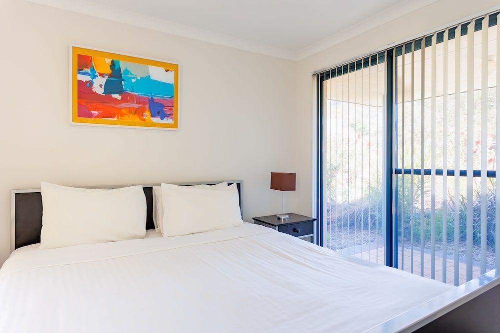 Classic Cottage, 2 Bedrooms, Garden View