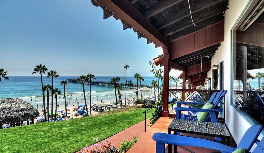 Beachcomber Inn Deluxe Villa, Beach View (Room 6 North Villa) 7