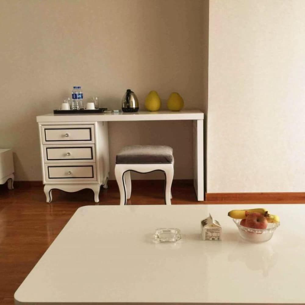 undefined Guangzhou Bvlgari Apartment 6