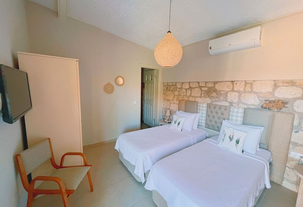 Rijeka Alaçatı Economy Twin Room, 2 Twin Beds 3