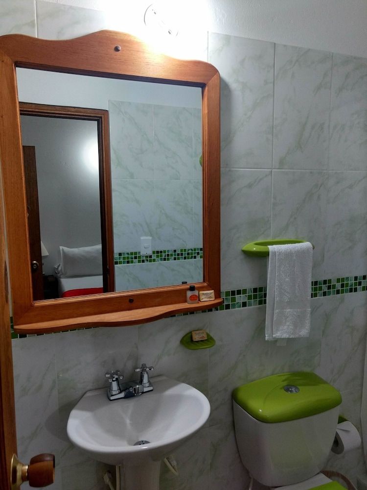 Apartahotel La Gran Familia Comfort Apartment, 3 Bedrooms, Kitchenette 4