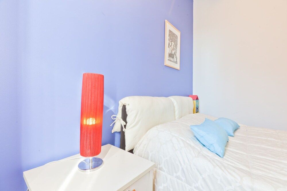 Porta Portese Colorful Flat Apartment, 2 Bedrooms 17
