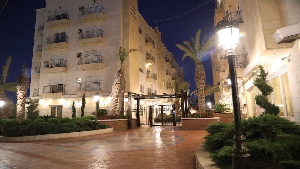 undefined Western Gate Residence 5