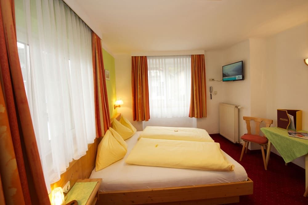 Double Room, Private Bathroom, without Balcony