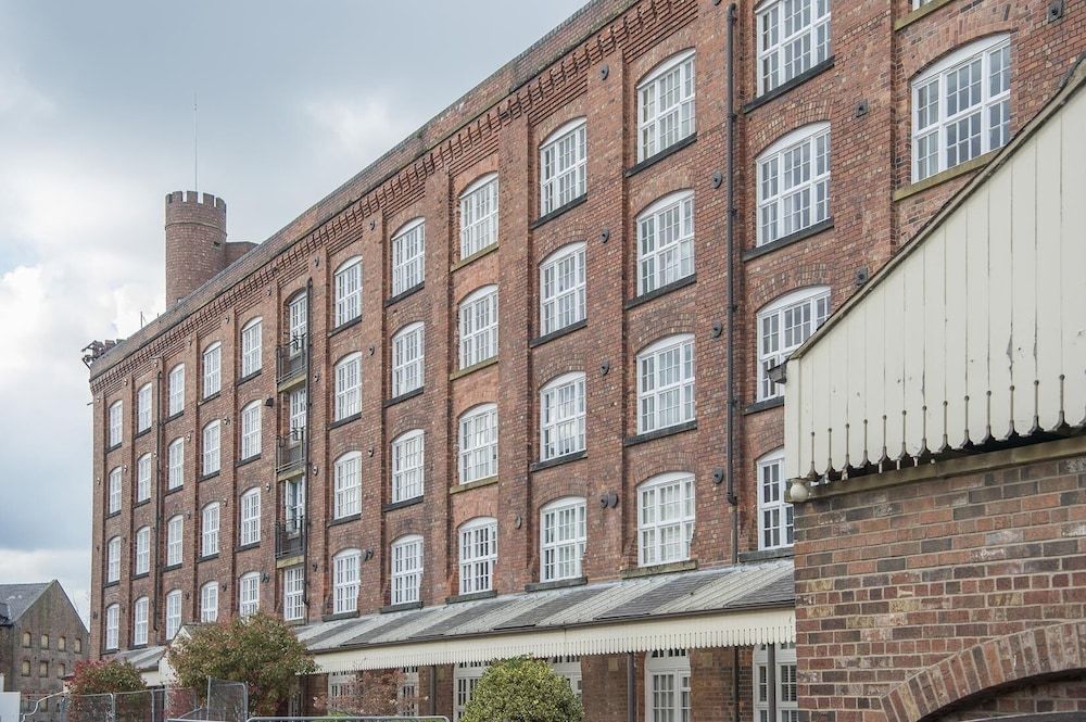 undefined Chocolets - The Kitkat Suite 3