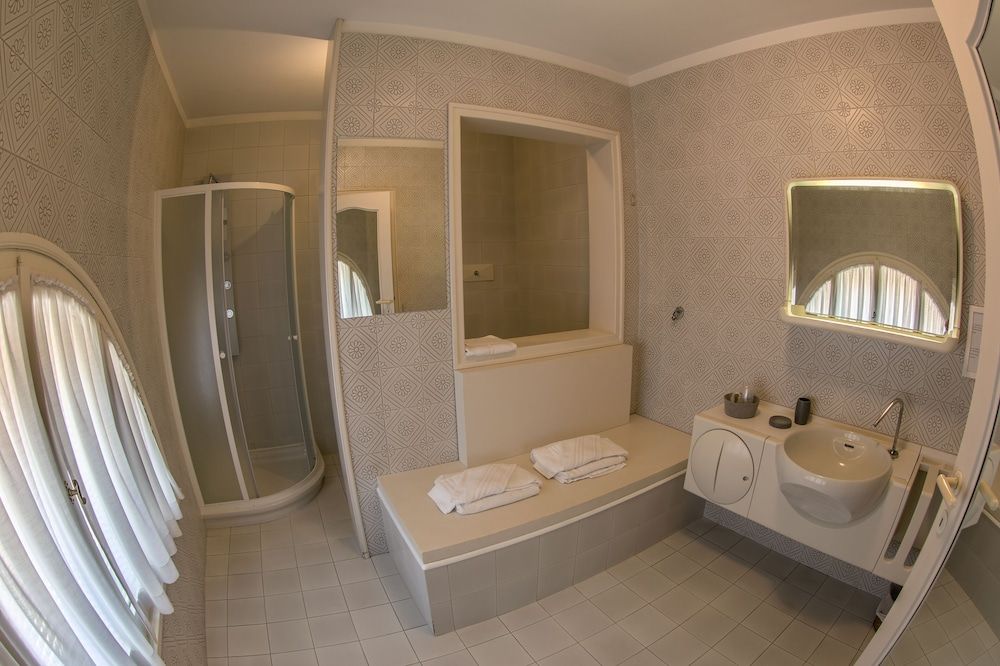 Ai Giardini di San Vitale Superior Triple Room 8