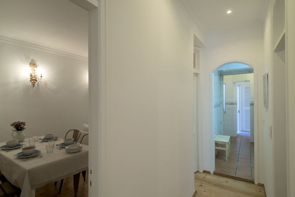 Spacious Bairro Alto Apartment + Courtyard, By TimeCooler Apartment, 2 Bedrooms 15