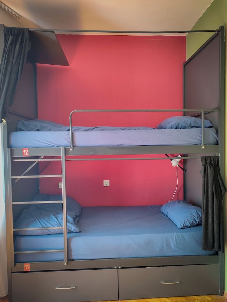 Basic Shared Dormitory, Mixed Dorm