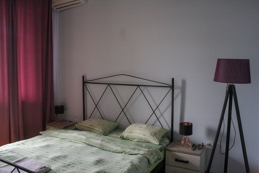 Classic Double Room, Shared Bathroom (1)