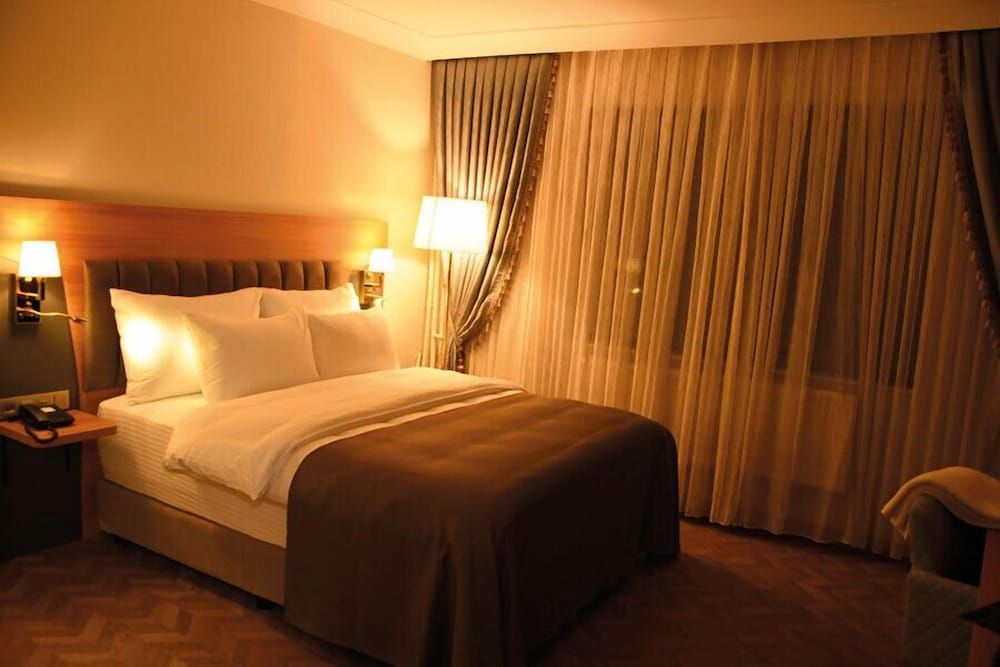 undefined Ak Life Hotel & Suit 2