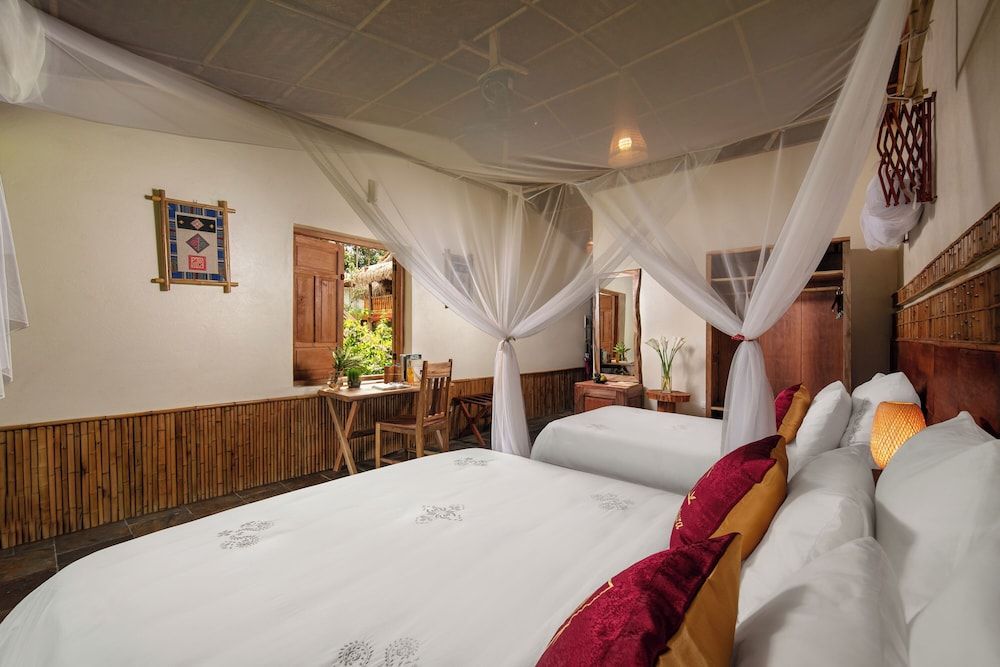 Deluxe Room, Valley View