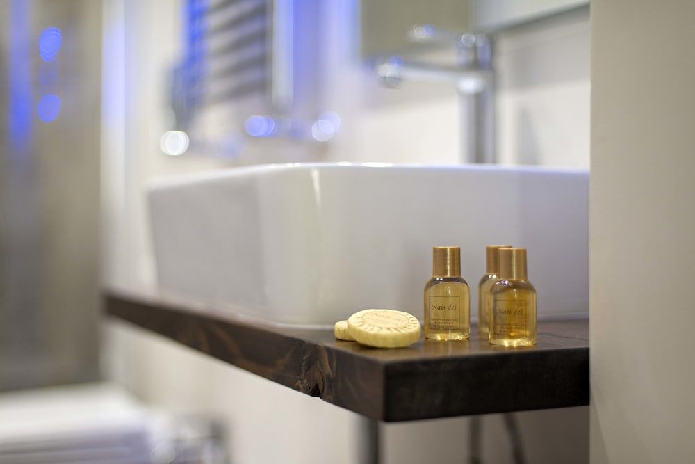 Dante Maison De Prestige Deluxe Double Room 6