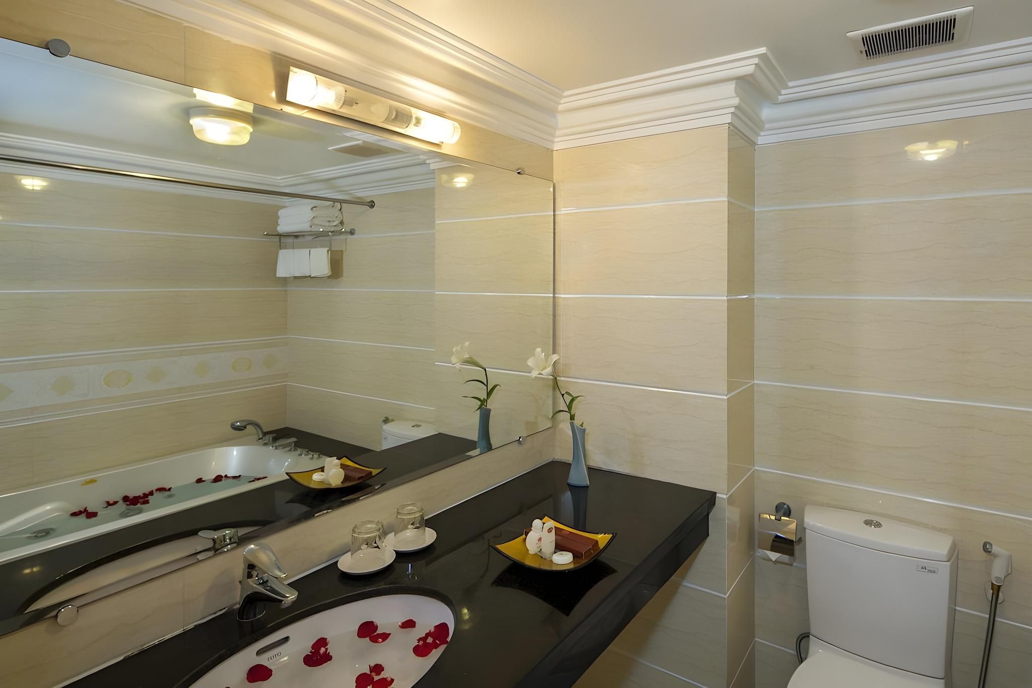 undefined Lucky 3 Hotel & Travel 6