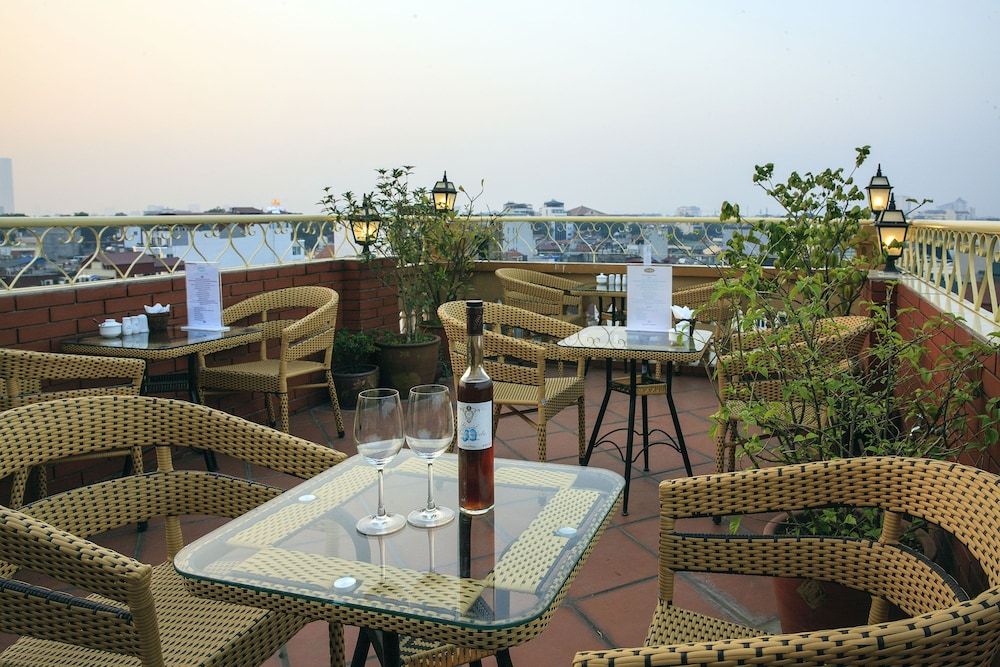 undefined Lucky 3 Hotel & Travel 8