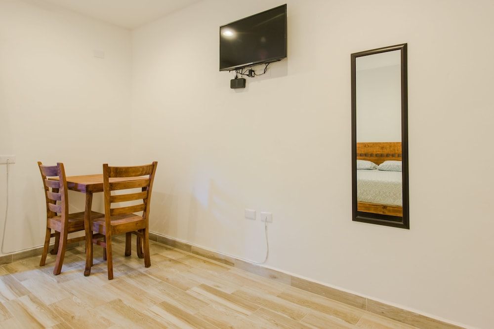 Villas Picalu Studios & Suites Standard Studio, 1 King Bed, Kitchen, City View 8