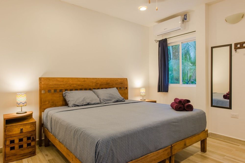 Villas Picalu Studios & Suites Standard Studio, 1 King Bed, Kitchen, Garden View 2