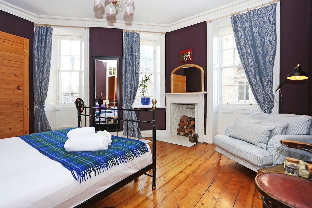 JOIVY Old Town Gem - Apartment With Great City Views Apartment (1 Bedroom) 5