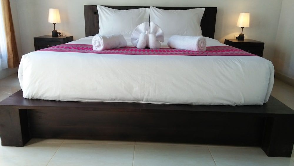Bale Lumbung Bungalows Standard Double Room 2