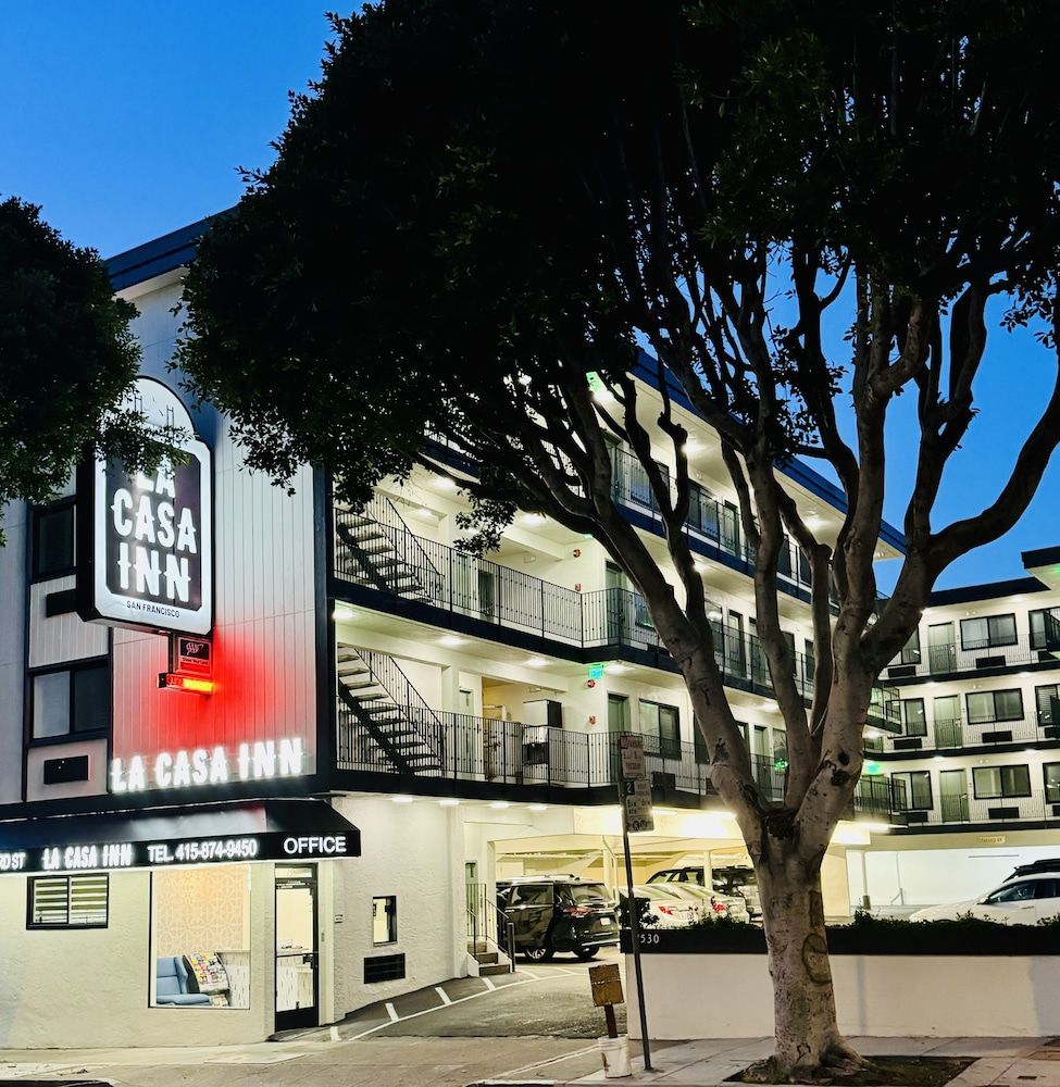 undefined La Casa Inn 9