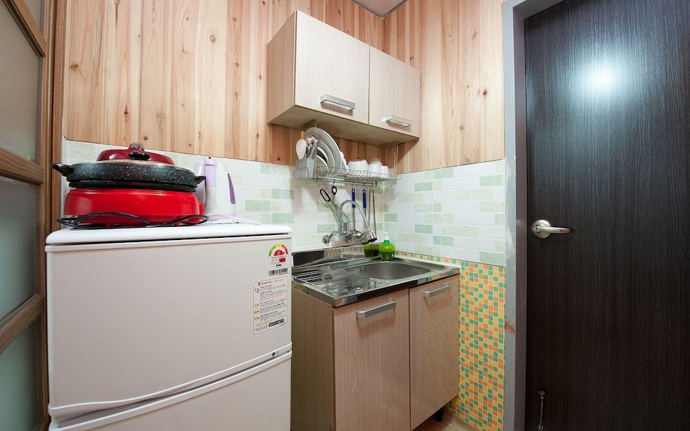 Sunrise Yeodaji Pension Room, 1 King Bed 7