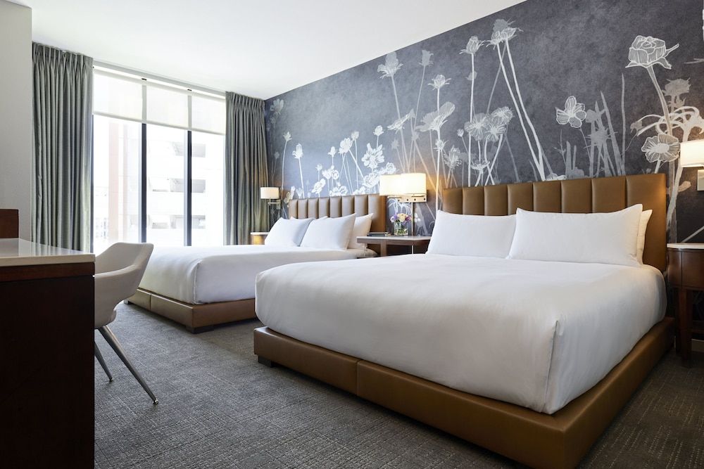 Double King Hearing-Accessible Guest Room