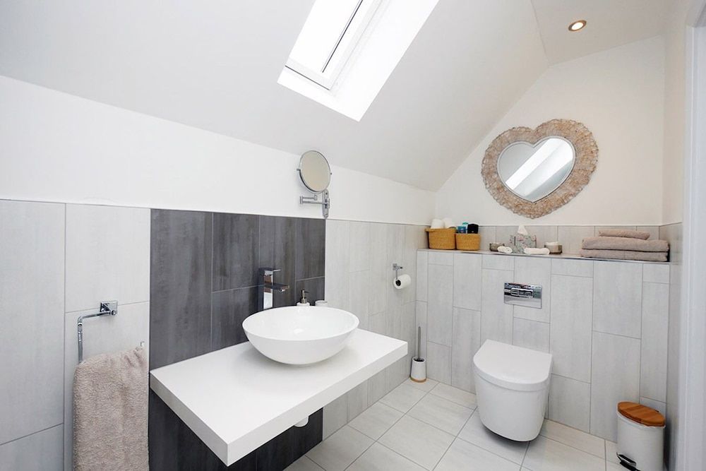 Pinewood Cottage Apartment (Self catering) 5