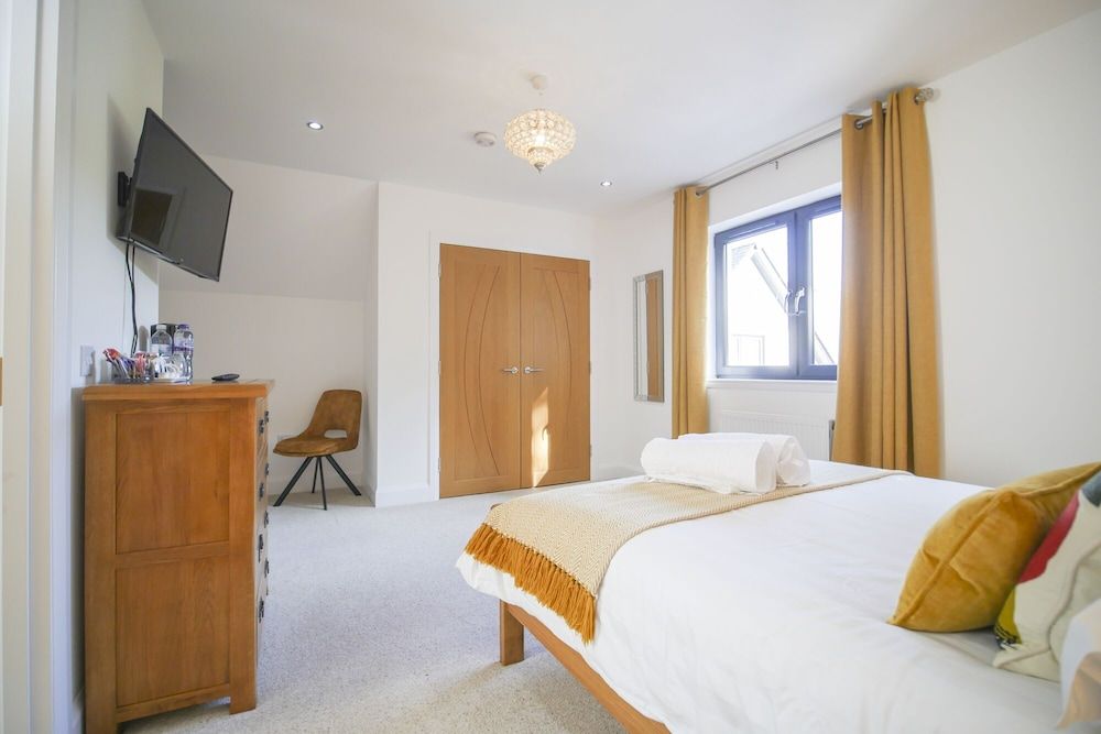 Pinewood Cottage Double Room, Ensuite (Highlands Room) 3