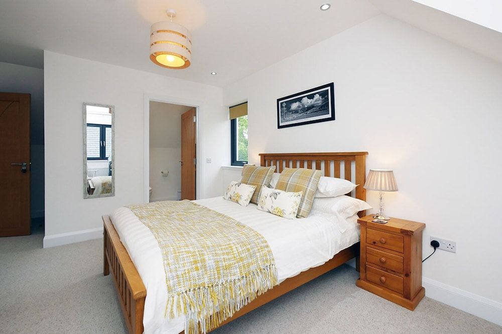 Pinewood Cottage Double Room, Ensuite (Skye Room) 3