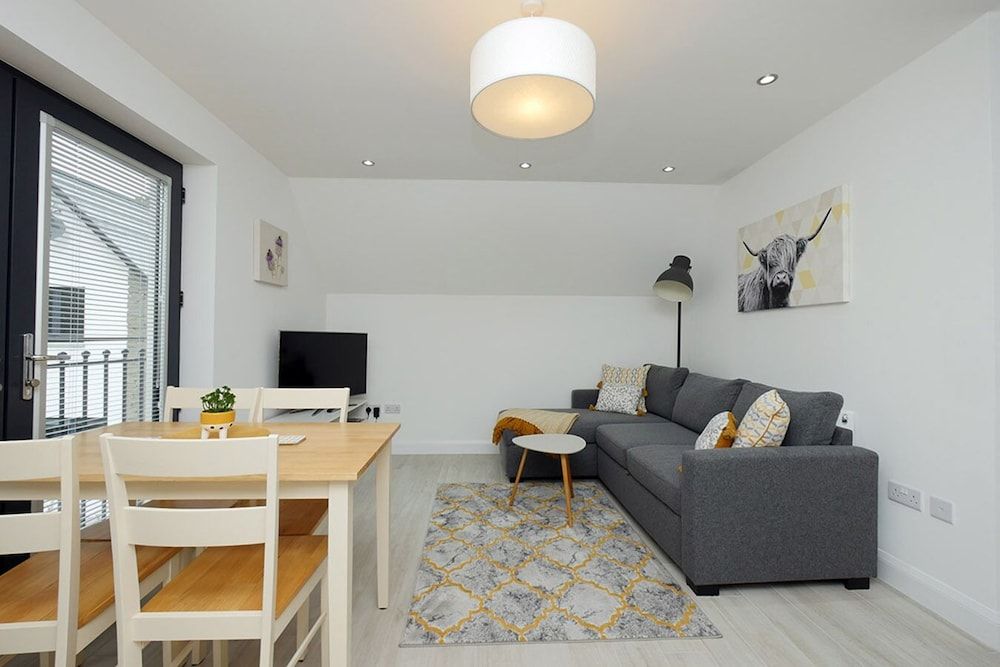 Pinewood Cottage Apartment (Self catering) 8