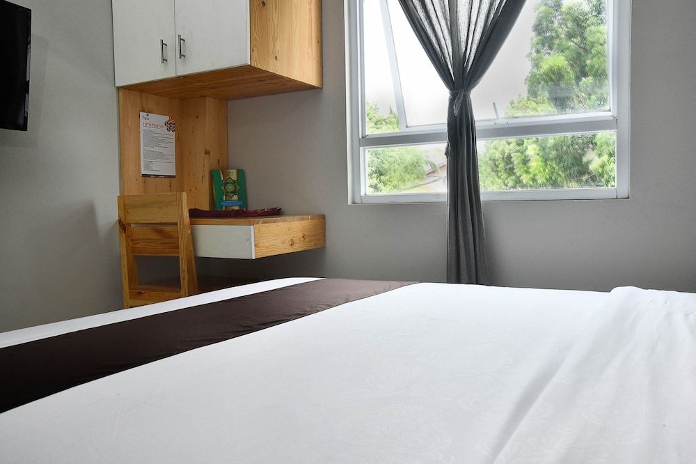 Tuju WK Homes Syariah Superior Double Room 6