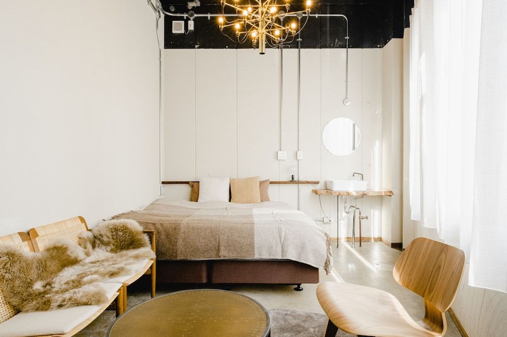 Len KYOTO KAWARAMACHI – Hostel