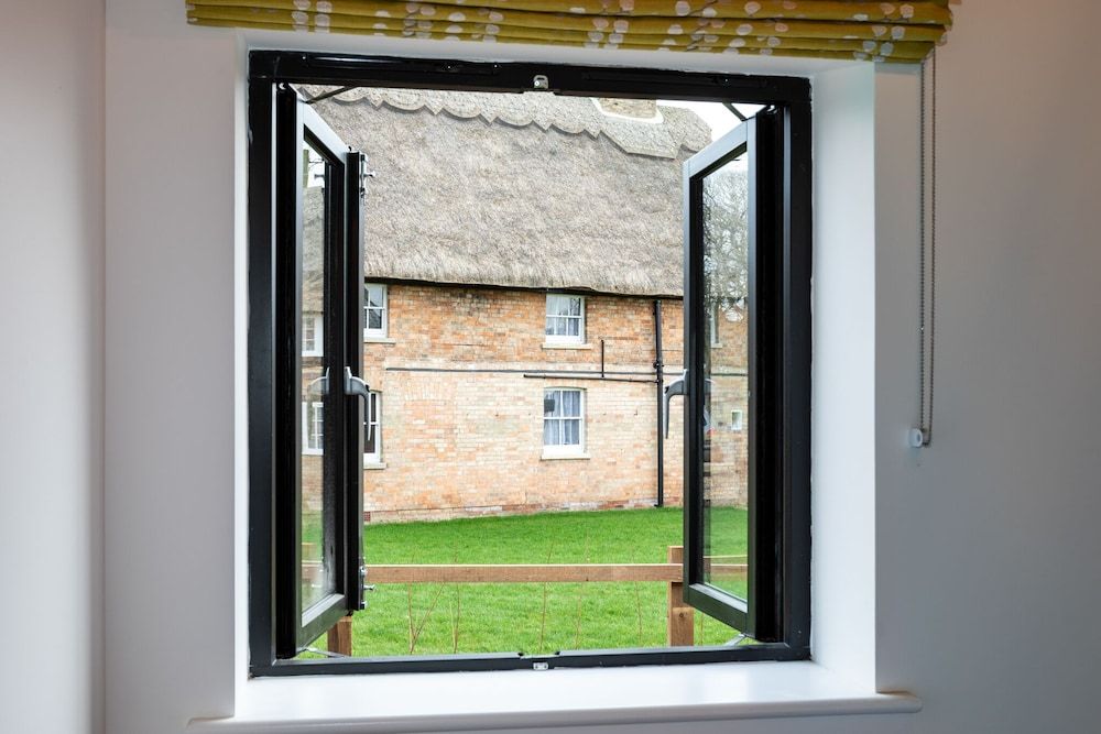 The Yard @ Pringle Farm Standard Cottage, Ensuite, Courtyard View (Premium three bedroom) 8