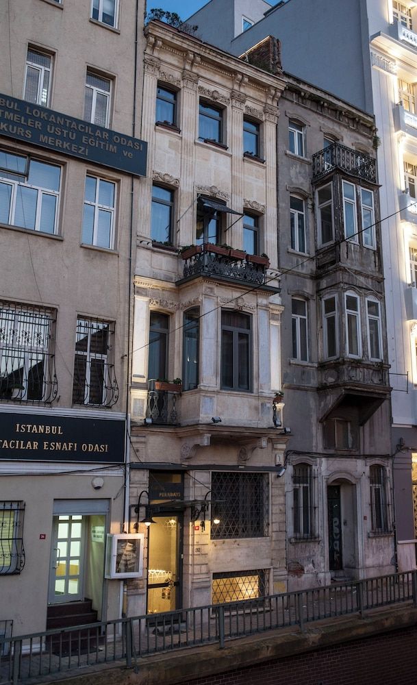 undefined Peradays 4