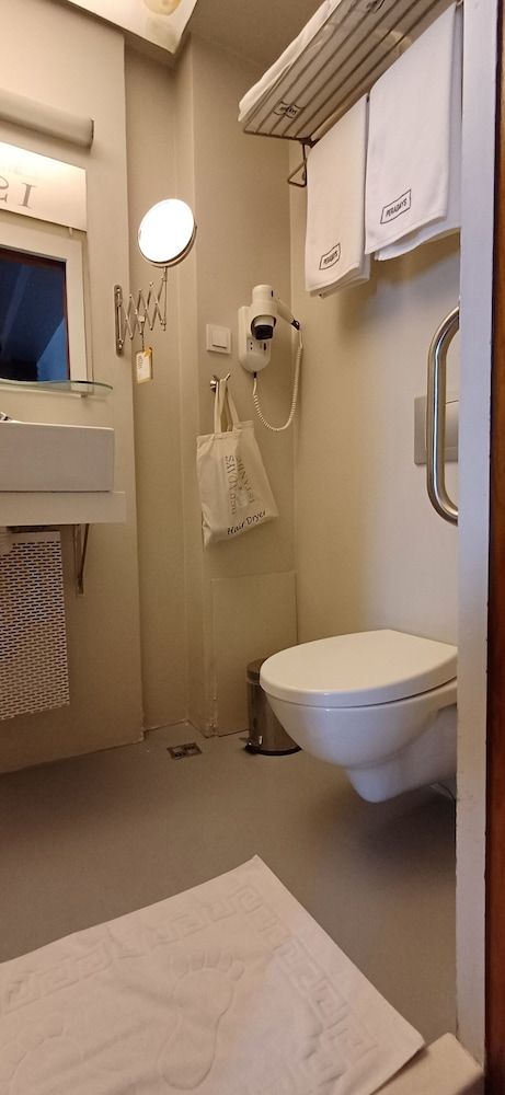 Peradays Corner Room with Brick Wall 7