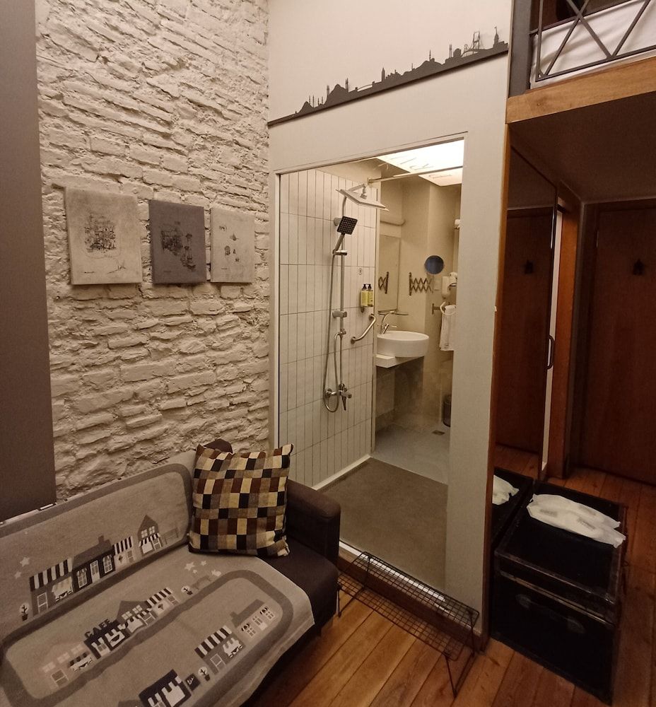 undefined Peradays 8