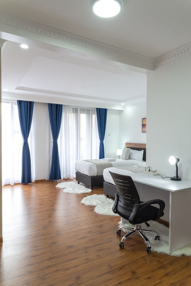 undefined Casa Misa Riverside 6