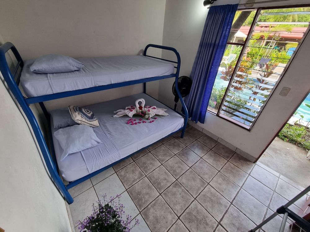 Small Double Room Shared Bathroom