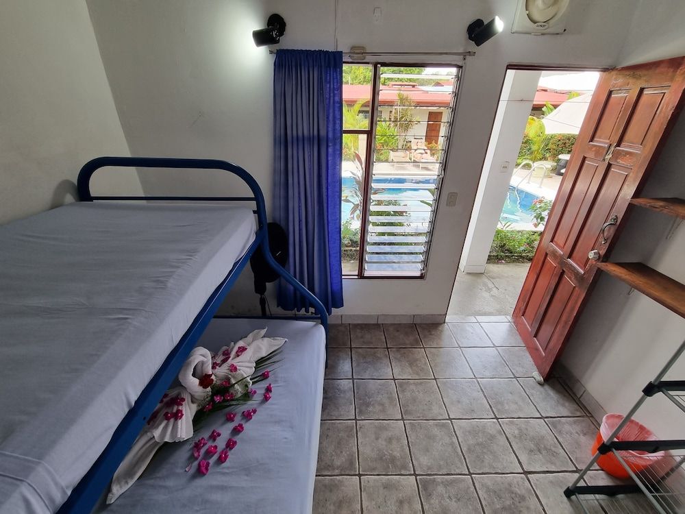 Small Double Room Shared Bathroom