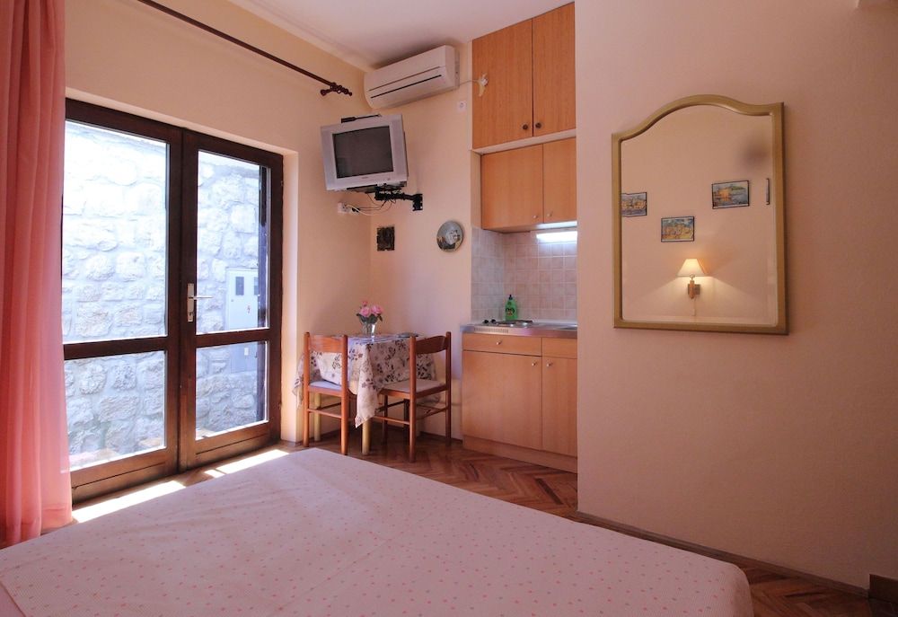 Standard Backside Studio Apartment