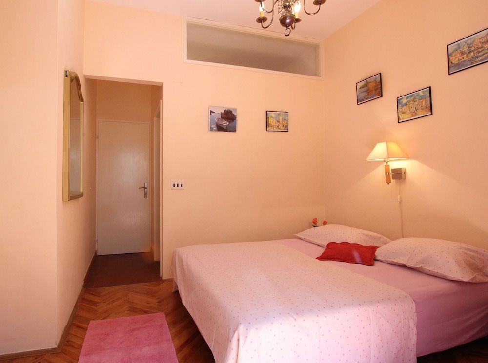 Standard Backside Studio Apartment