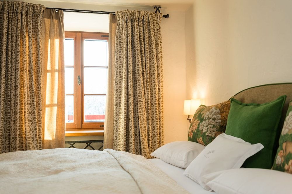 undefined Schloss Prielau Hotel & Restaurants 9