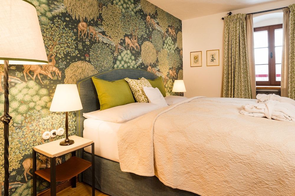 Schloss Prielau Hotel & Restaurants Standard Double Room 8